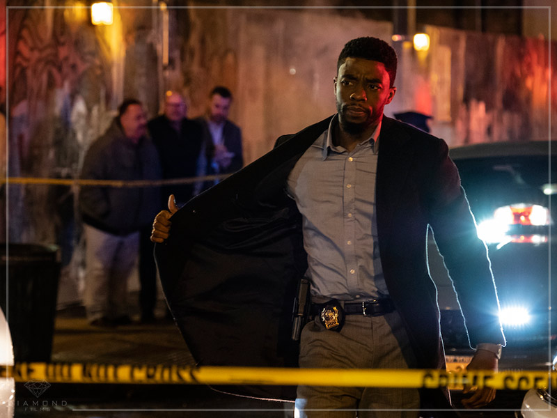 Chadwick Boseman brilha em Crime sem Saída